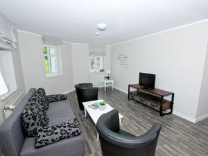 23956813-Ferienwohnung-4-Göhren (Rügen)-300x225-3