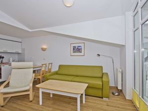 23956911-Ferienwohnung-3-Göhren (Rügen)-300x225-3