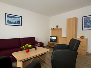 23957123-Ferienwohnung-4-Göhren (Rügen)-300x225-3