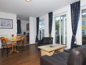 23957132-Ferienwohnung-4-Göhren (Rügen)-300x225-2