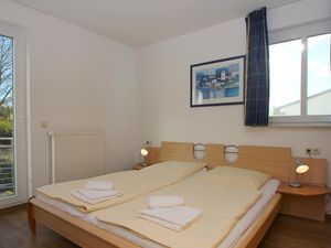 23957132-Ferienwohnung-4-Göhren (Rügen)-300x225-5