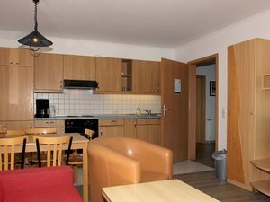 23957150-Ferienwohnung-6-Göhren (Rügen)-300x225-5