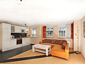 23957158-Ferienwohnung-4-Göhren (Rügen)-300x225-2