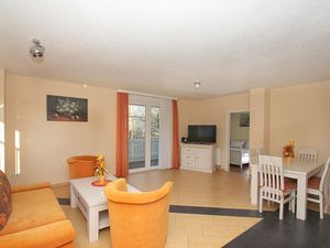 23957173-Ferienwohnung-4-Göhren (Rügen)-300x225-2