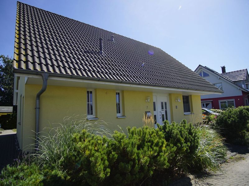 23957331-Ferienwohnung-4-Göhren (Rügen)-800x600-0