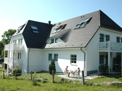 die zwei Terrassen nach Süden undWesten
