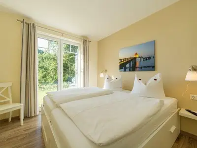 2. Schlafzimmer