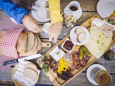 Frühstück auf der Regalm