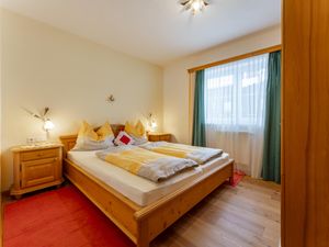 23895106-Ferienwohnung-5-Goldegg-300x225-5