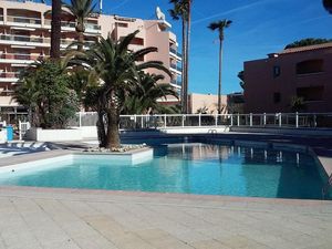 23964599-Ferienwohnung-4-Golfe Juan-300x225-5