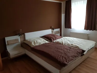 Ferienwohnung für 6 Personen (110 m²) in Gomadingen 2/10