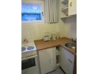 KITCHEN, INSIDE