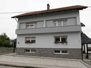 23777437-Ferienwohnung-4-Gomirje-300x225-2