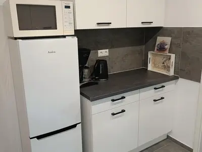 Voll ausgestattete Küche, Kühlschrank, Kaffeem., Wasserkocher