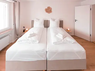 Ferienwohnung für 8 Personen (90 m²) in Göppingen 1/10