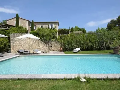 Ferienwohnung für 13 Personen (300 m²) in Gordes 3/10