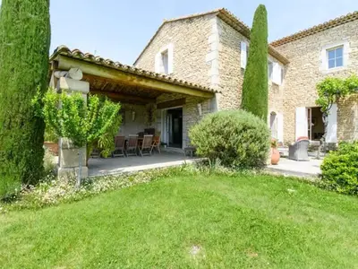 Ferienwohnung für 13 Personen (300 m²) in Gordes 7/10