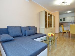 Ferienwohnung für 8 Personen (85 m²) in Gornji Karin
