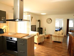 23675492-Ferienwohnung-5-Goslar-300x225-0