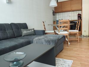 23887092-Ferienwohnung-4-Goslar-300x225-3