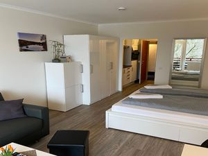 24018840-Ferienwohnung-3-Goslar-Hahnenklee-300x225-1