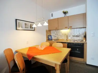 Küche mit Essbereich