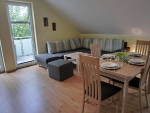 23964947-Ferienwohnung-4-Graal-Müritz (Ostseeheilbad)-300x225-1