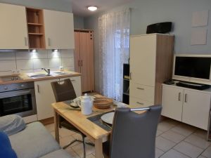 23965030-Ferienwohnung-2-Graal-Müritz (Ostseeheilbad)-300x225-4