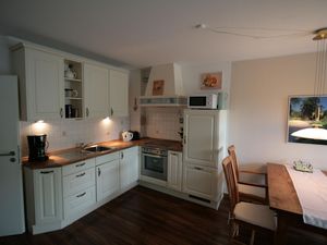 23965071-Ferienwohnung-4-Graal-Müritz (Ostseeheilbad)-300x225-5