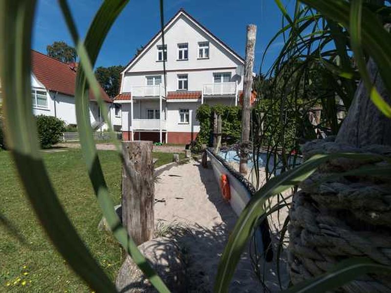 22369275-Ferienwohnung-4-Graal-Müritz (Ostseeheilbad)-800x600-1