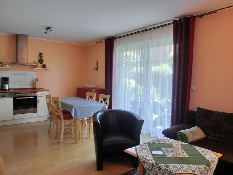 23964892-Ferienwohnung-4-Graal-Müritz (Ostseeheilbad)-800x600-1