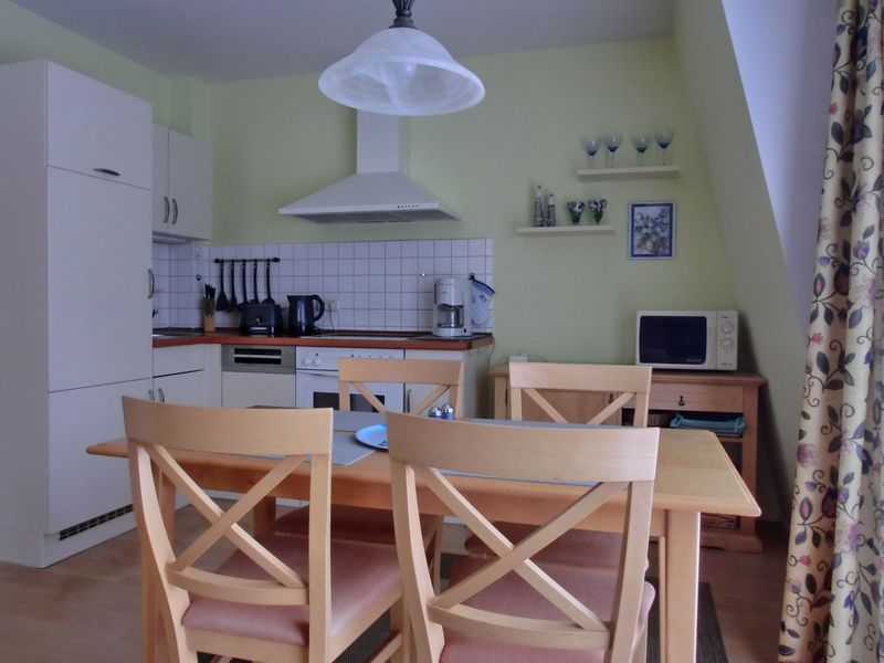 23964921-Ferienwohnung-4-Graal-Müritz (Ostseeheilbad)-800x600-1