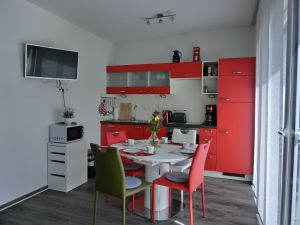 23965031-Ferienwohnung-4-Graal-Müritz (Ostseeheilbad)-300x225-1