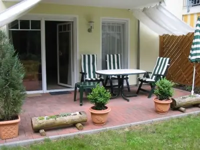 Ferienwohnung für 2 Personen (52 m²) in Graal-Müritz (Ostseeheilbad) 1/10