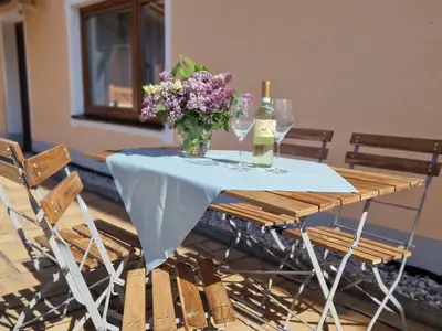 Terasse mit Bergblick