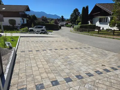 Parkplätze mit Lademöglichkeit für E-Autos