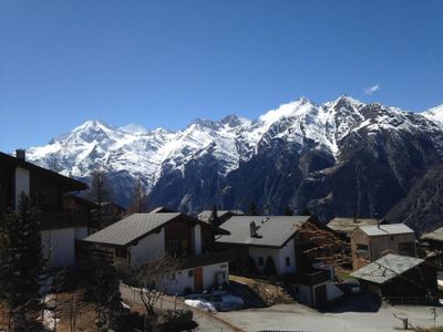 Aussicht vom Sitzplatz und Studio 