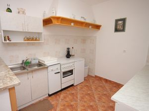 23929701-Ferienwohnung-4-Gracisce-300x225-4