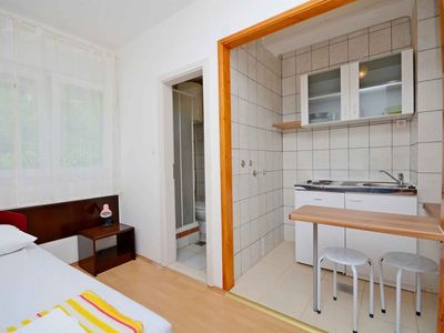 Ferienwohnung für 2 Personen (15 m²) in Gradac (Split-Dalmatien) 9/10