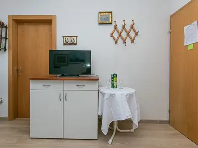 Ferienwohnung für 3 Personen in Gradac 7/10