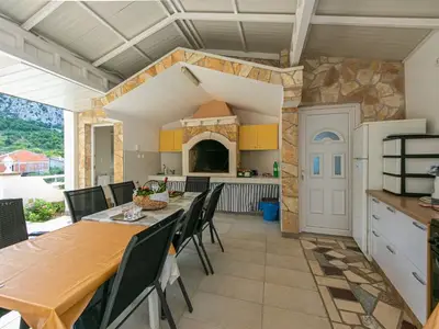 Ferienwohnung für 2 Personen in Gradac (Split-Dalmatien) 4/10