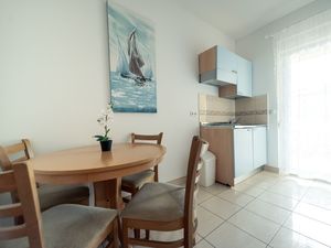 Ferienwohnung für 3 Personen (27 m²) in Gradac (Split-Dalmatien)
