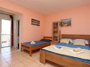 19059934-Ferienwohnung-4-Gradac (Split-Dalmatien)-300x225-2