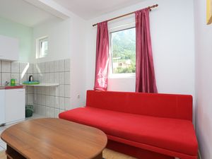 19059935-Ferienwohnung-4-Gradac (Split-Dalmatien)-300x225-2