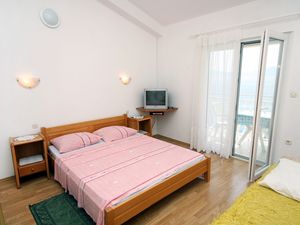 19129483-Ferienwohnung-3-Gradac (Split-Dalmatien)-300x225-2