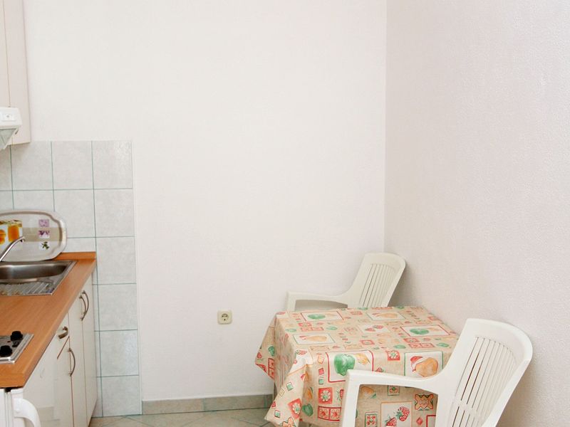 19127018-Ferienwohnung-3-Gradac (Split-Dalmatien)-800x600-1