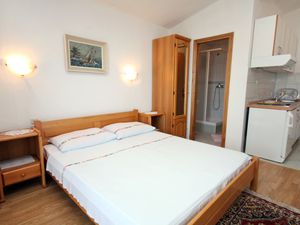 19127018-Ferienwohnung-3-Gradac (Split-Dalmatien)-300x225-3