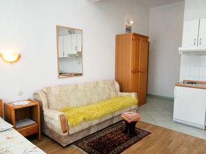 19128326-Ferienwohnung-4-Gradac (Split-Dalmatien)-300x225-3