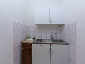 23514236-Ferienwohnung-2-Gradac (Split-Dalmatien)-300x225-1