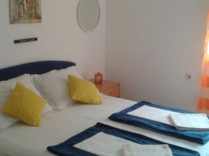 23931691-Ferienwohnung-4-Gradac (Split-Dalmatien)-300x225-4